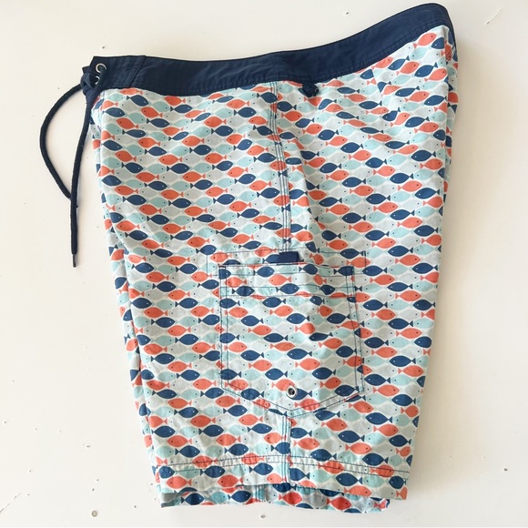 J. Crew Vintage Swim Shorts / Trunks in Fish Print - Picture 7 of 16